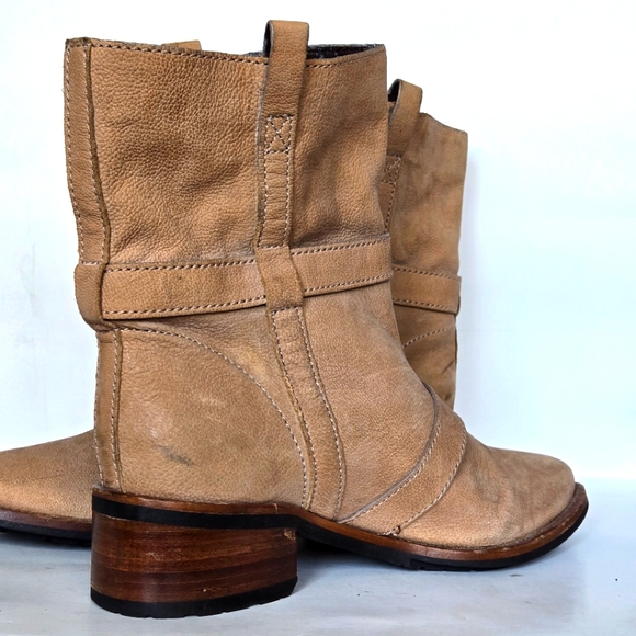 Cole haan moto suede leather ankle biker boots color tan size 8 - Picture 5 of 7